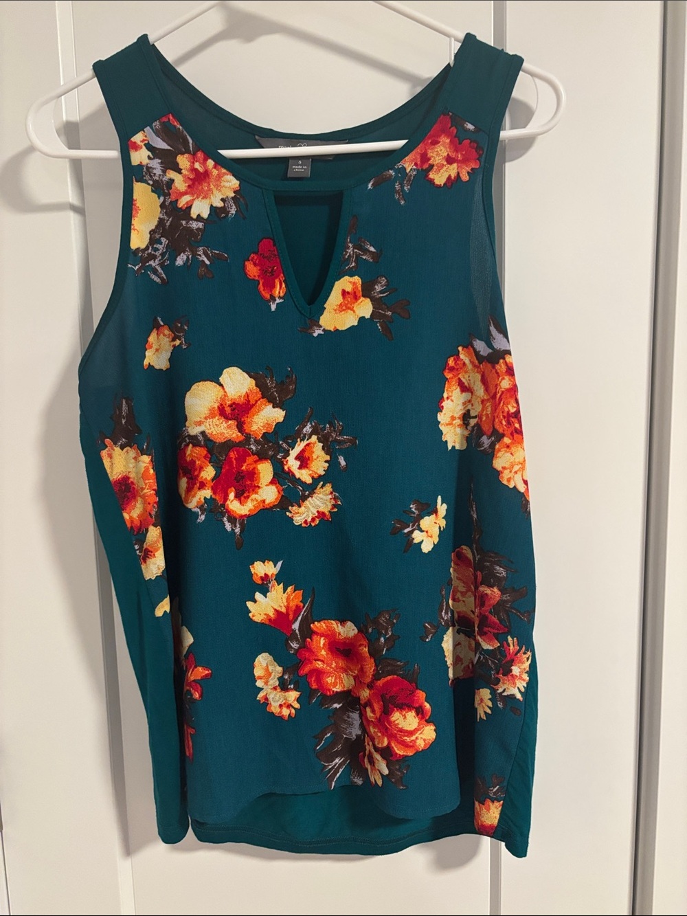 Market & Spruce Teal Floral Keyhole Tank with Orange and Yellow Blossoms